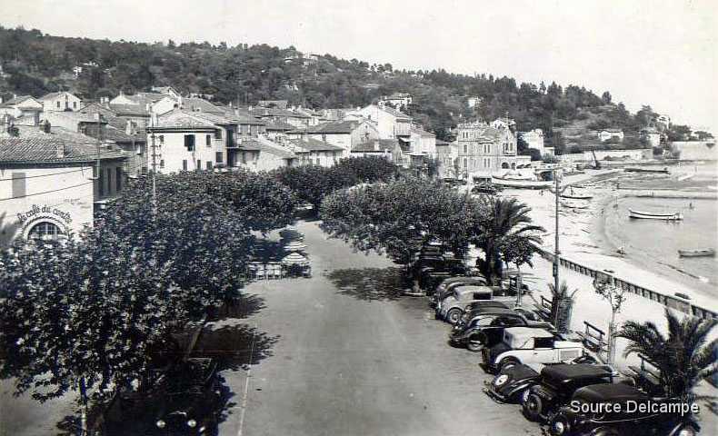 83 Le Lavandou Place Ernest Reyer 1948.jpg